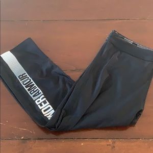 Under Armor Cropped Leggings
